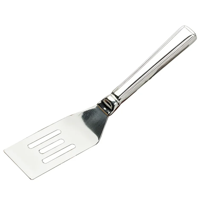 Upgrade your baking essentials with this stainless steel brownie spatula, designed for smooth serving and precise dessert presentation.